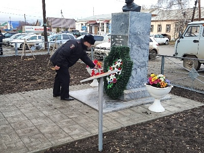 В Нагайбакском районе установлен бюст в честь Героя Советского Союза
